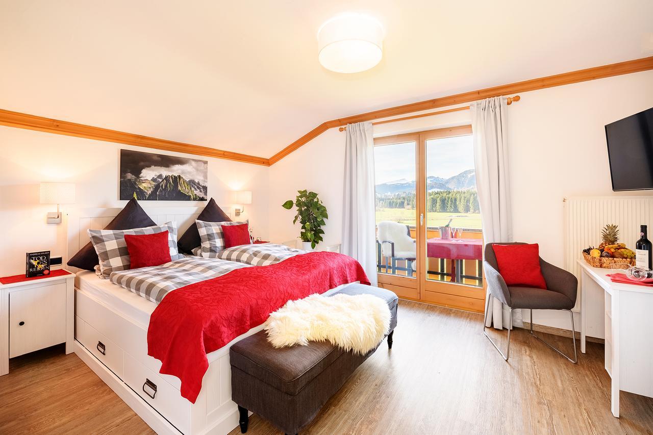 "Haus Berktold" - Annehmlichkeiten Von 4-Sterne Familien-Und Wellnesshotel Viktoria Koennen Mitbenutzt Werden Oberstdorf Exterior photo